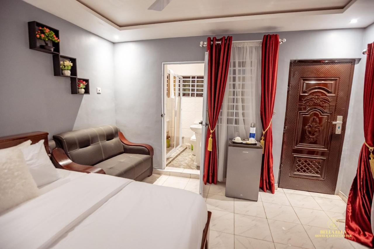 Bella Ella Hotel & Event Center Kasoa エクステリア 写真