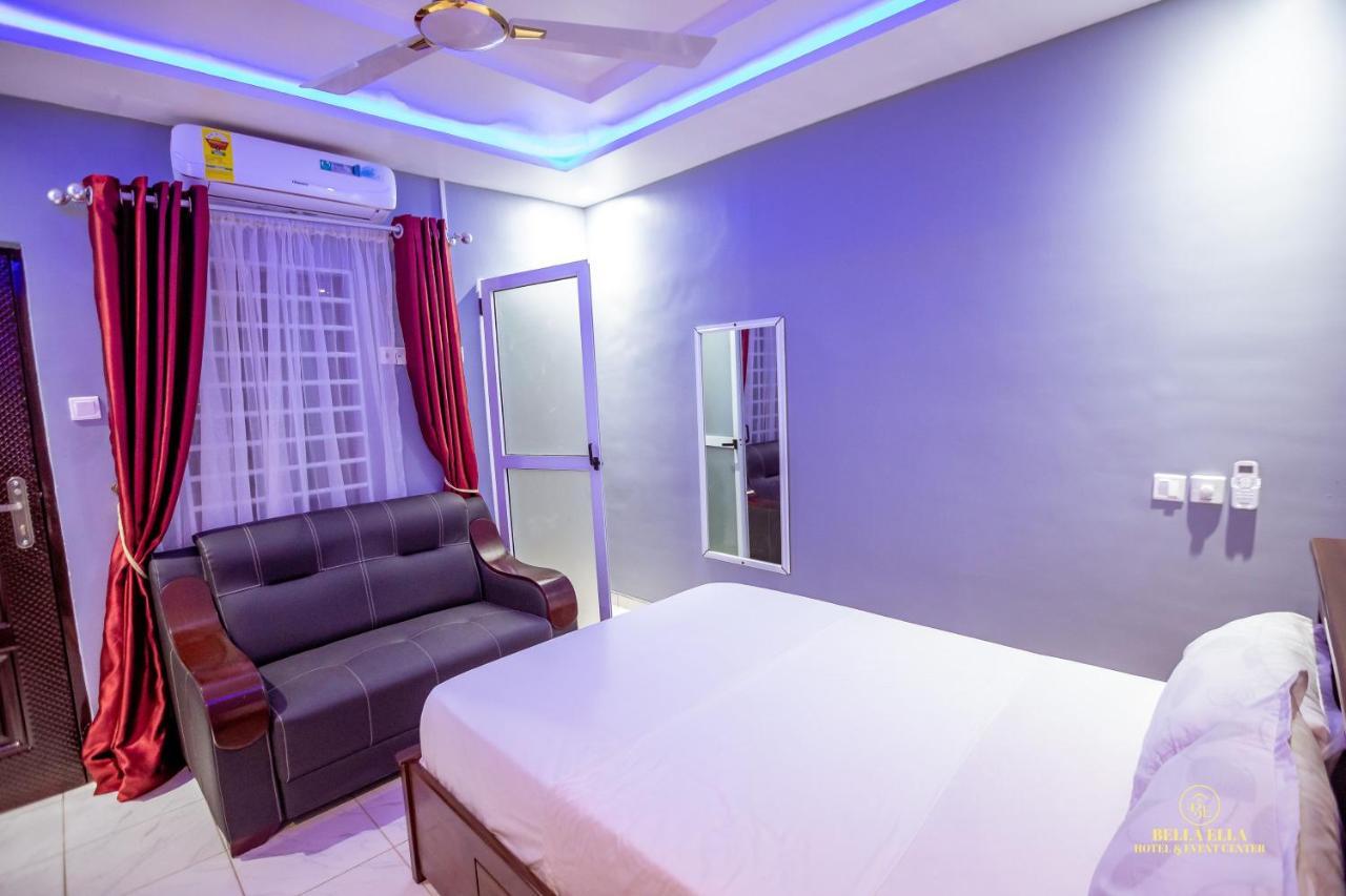 Bella Ella Hotel & Event Center Kasoa エクステリア 写真
